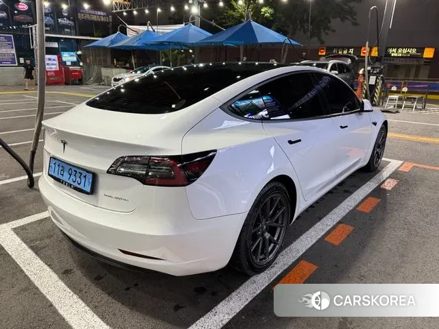 Tesla Model 3 2021 Белый из Кореи, фото 5