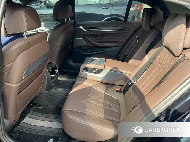 BMW 5 series 2022 Черный из Китая, фото 5