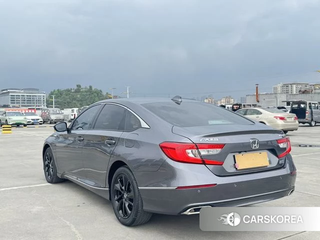 Honda Accord 2021 Серебристо-серый из Китая, фото 5