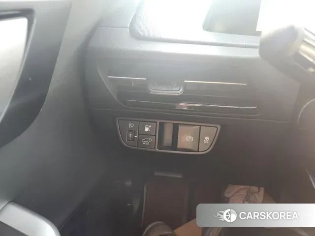 Kia EV6 2023 Серый из Кореи, фото 5