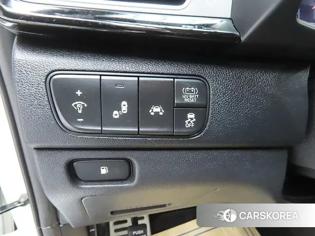 Kia Niro 2018 Белый из Кореи, фото 5