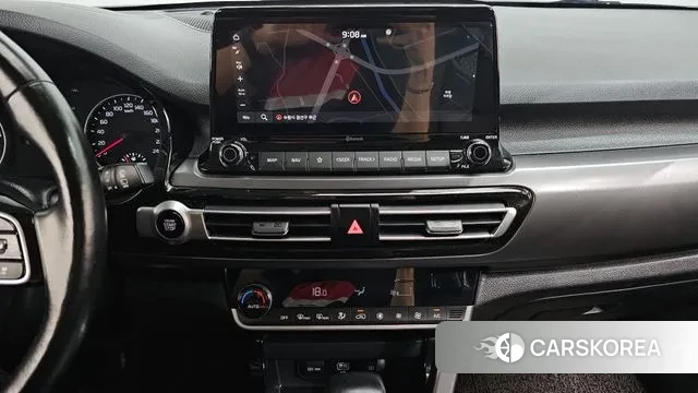 Kia Seltos 2020 Серебряный из Кореи, фото 5