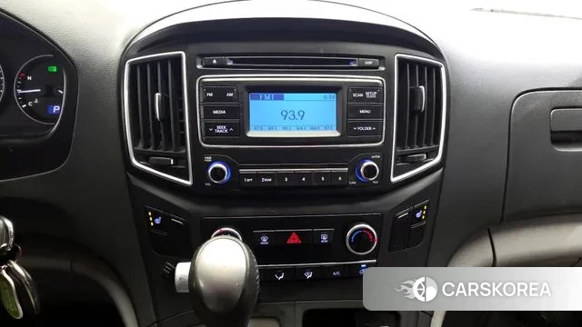 Hyundai The New Grand Starex 2019 Белый из Кореи, фото 5