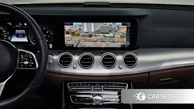 Mercedes-Benz E-Class W213 2019 Черный из Кореи, фото 5