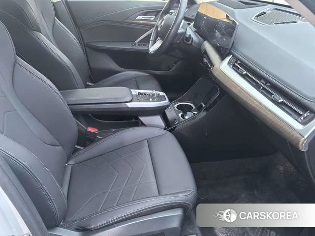 BMW X1 2024 Белый из Китая, фото 5