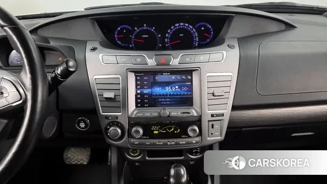 Ssangyong Korando Turismo 2019 Белый из Кореи, фото 5