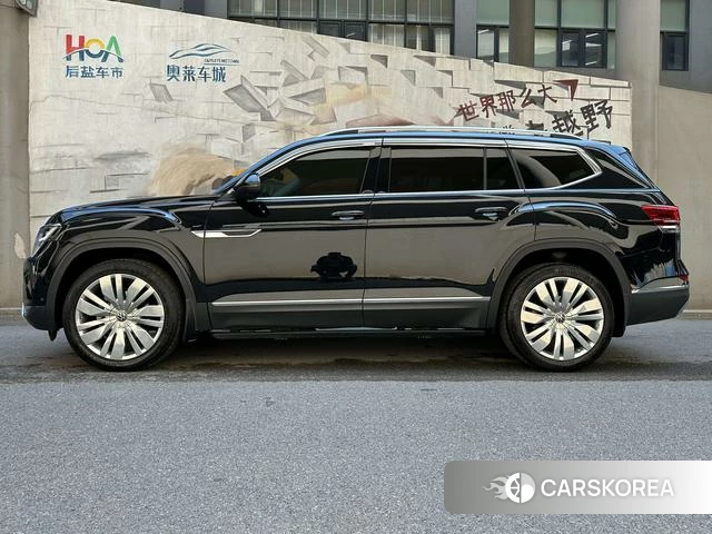 Volkswagen Tourang 2021 Черный из Китая, фото 5