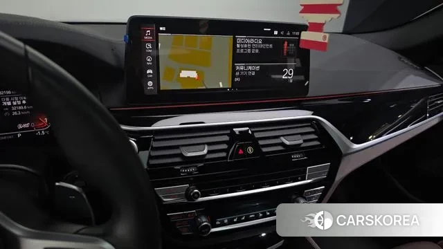 BMW 5 Series (G30) 2023 Серый из Кореи, фото 5