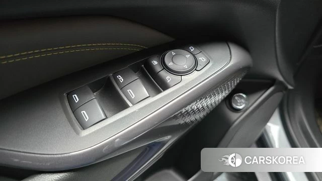 Chevrolet (GM Daewoo) Trax Crossover 2023 Серебристо-серый из Кореи, фото 5