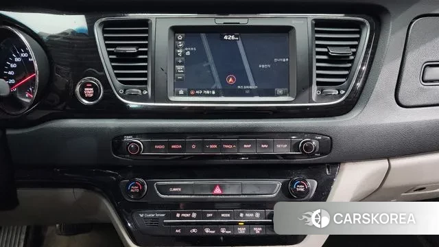 Kia The New Carnival 2018 Черный из Кореи, фото 5