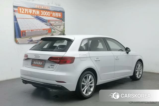 Audi A3 2019 Белый из Китая, фото 5