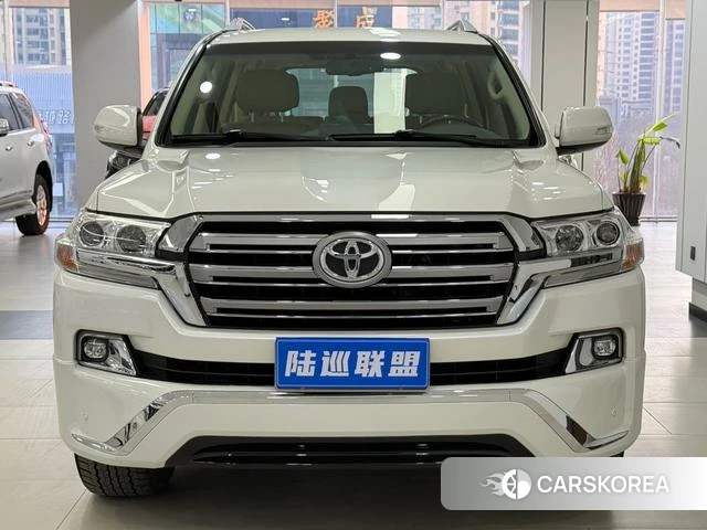 Toyota Land Cruiser (imported) 2018 Белый из Китая, фото 5