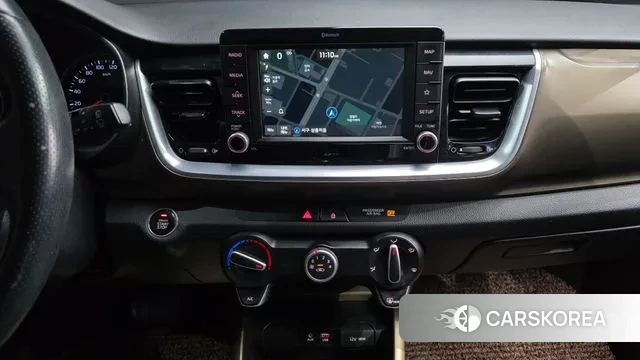 Kia Stonic 2018 Черный из Кореи, фото 5