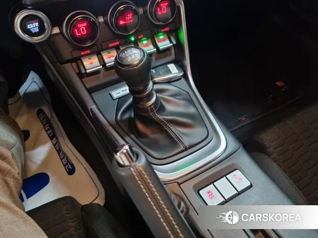 Toyota GR86 2024 Красный из Кореи, фото 5