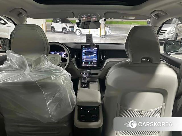 Volvo XC60 second Generation 2026 Серебристо-серый из Кореи, фото 5