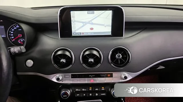 Kia Stinger 2018 Синий из Кореи, фото 5