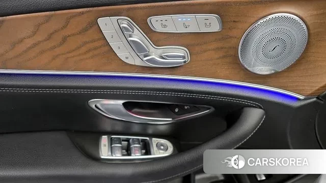 Mercedes-Benz E-Class W213 2018 Серебряный из Кореи, фото 5