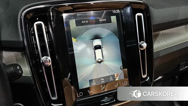Volvo XC40 2021 Белый из Кореи, фото 5