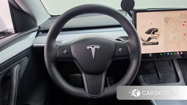 Tesla Model Y 2023 Белый из Кореи, фото 5