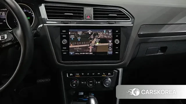 Volkswagen Tiguan second Generation 2019 Серебряный из Кореи, фото 5