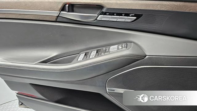 Genesis G90 2019 Черный из Кореи, фото 5