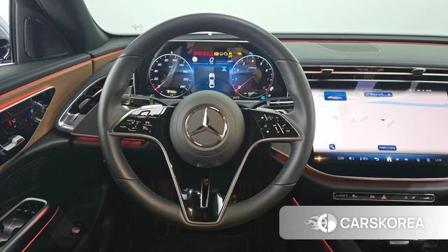 Mercedes-Benz E-Class W214 2025 Синий нефрит из Кореи, фото 5