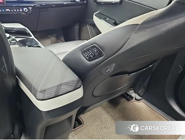 Kia EV6 2023 Белый из Кореи, фото 5