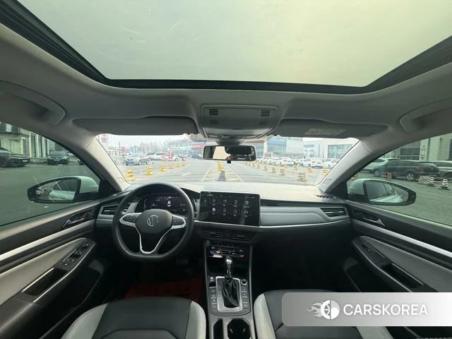 Volkswagen Bora 2023 Белый из Китая, фото 5