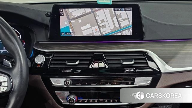 BMW 5 Series (G30) 2019 Серый из Кореи, фото 4