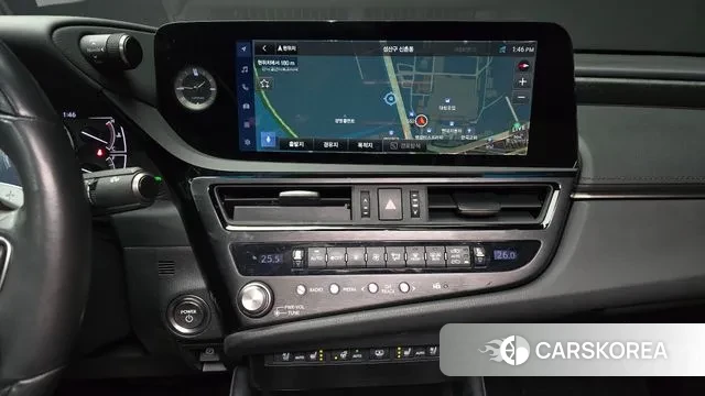 Lexus ES300h 7th generation 2023 Серый из Кореи, фото 5