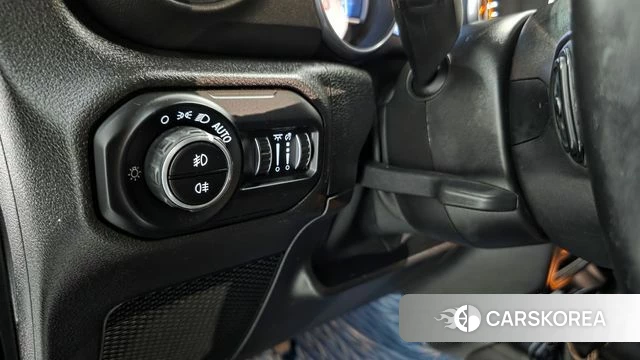 Jeep Wrangler (JL) 2021 Серый из Кореи, фото 5