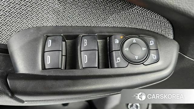 Chevrolet (GM Daewoo) Trailblazer 2021 Черный из Кореи, фото 5