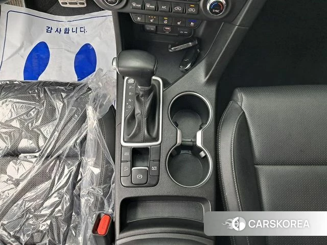 Kia Sportage The Bold 2021 Белый из Кореи, фото 5