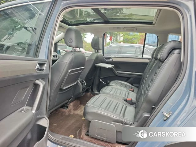 Volkswagen Touran L 2021 Другой из Китая, фото 5