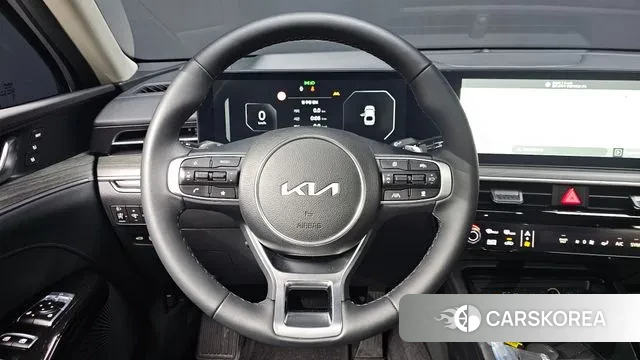 Kia The New K5 Hybrid 3rd generation 2025 Серебристо-серый из Кореи, фото 5