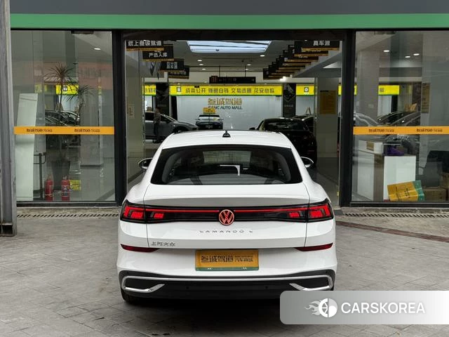 Volkswagen Lingdu 2025 Белый из Китая, фото 5