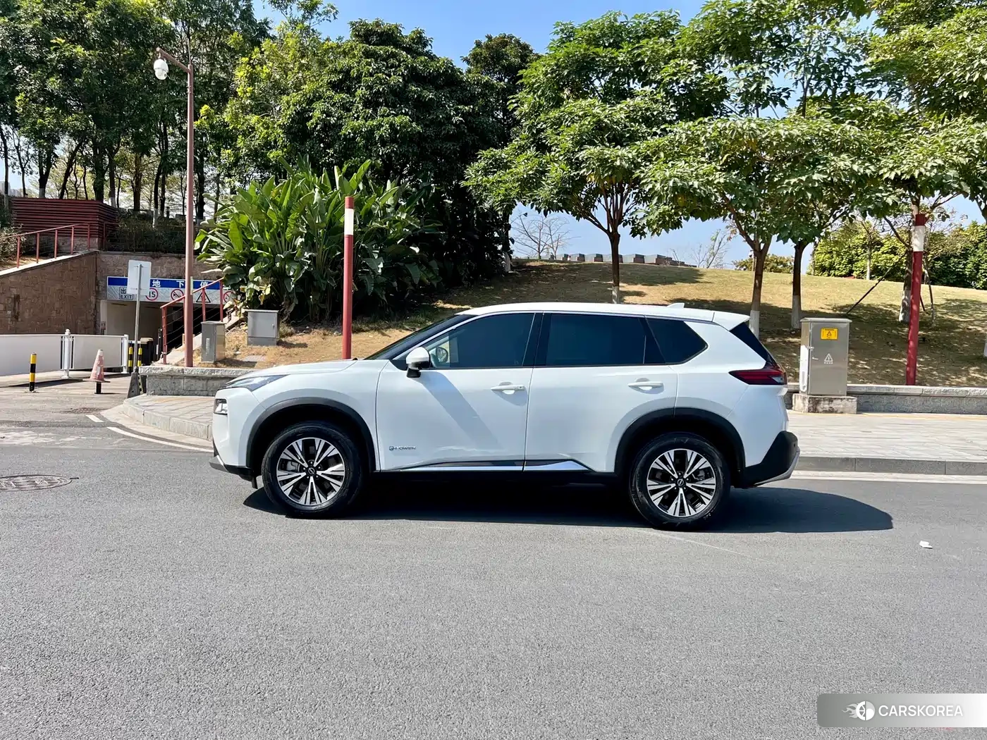 Nissan Qijun 2024 Белый из Китая, фото 5