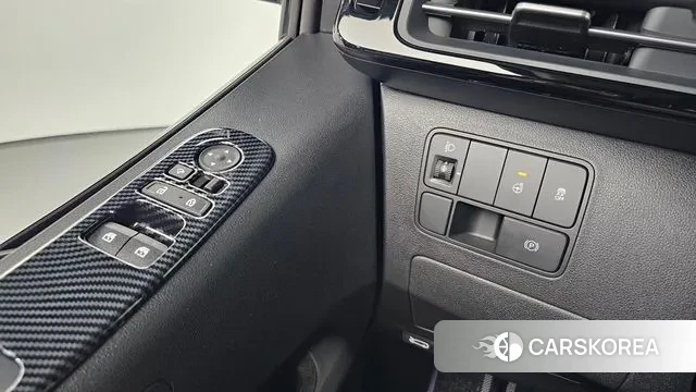 Hyundai Staria 2023 Черный из Кореи, фото 5