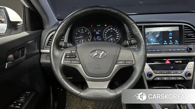 Hyundai Avante AD 2018 Белый из Кореи, фото 5