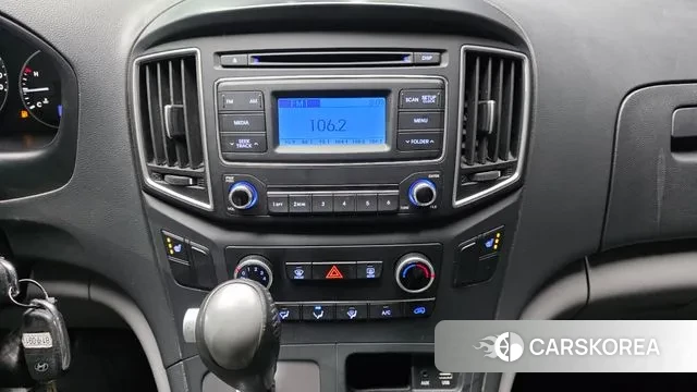 Hyundai The New Grand Starex 2018 Желтый из Кореи, фото 5