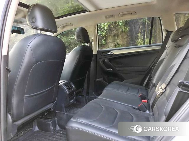 Volkswagen Tiguan L 2021 Белый из Китая, фото 5