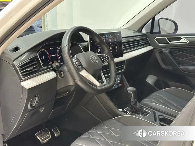 Volkswagen Tiguan L 2023 Белый из Китая, фото 5