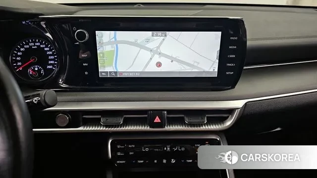 Kia K5 3rd generation 2023 Белый из Кореи, фото 5