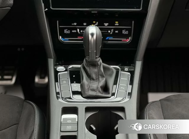 Volkswagen CC 2024 Белый из Китая, фото 5
