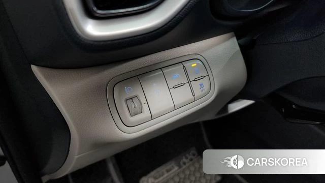 Hyundai Venue 2021 Белый из Кореи, фото 5