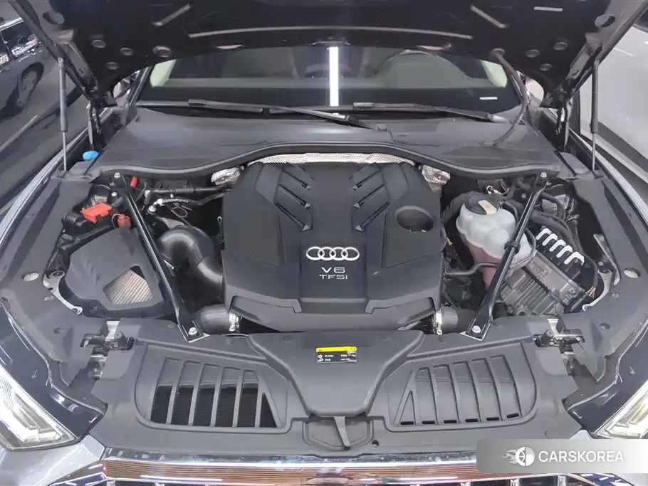 Audi A8 2019 Черный из Китая, фото 5