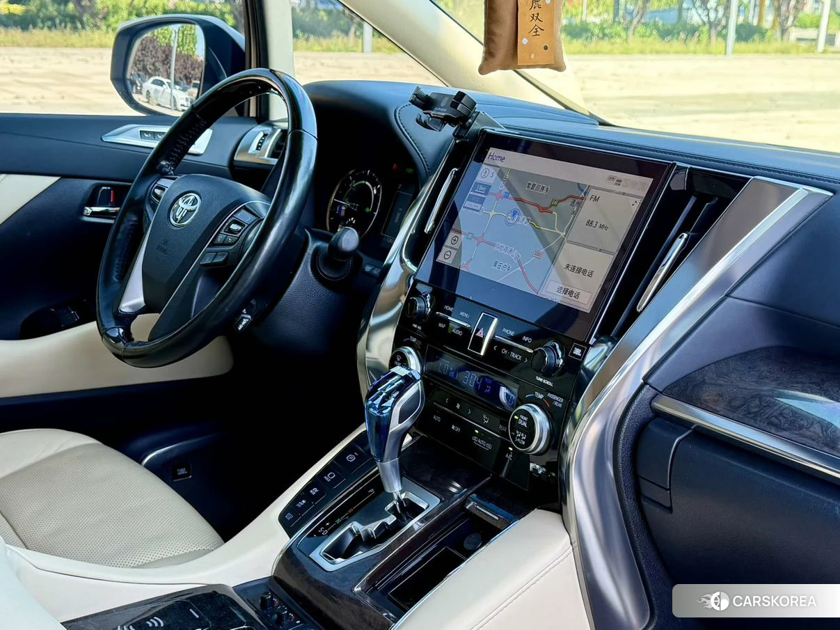 Toyota Elfa 2021 Белый из Китая, фото 5