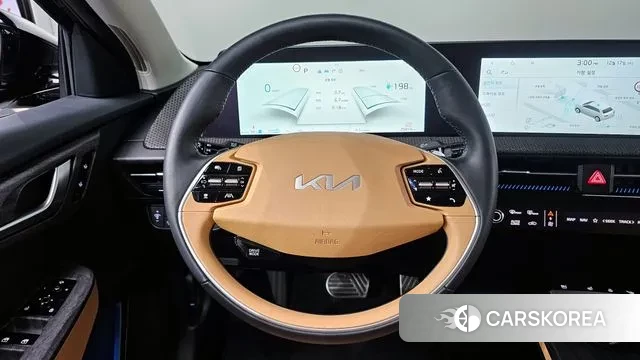 Kia EV6 2023 Серый из Кореи, фото 5