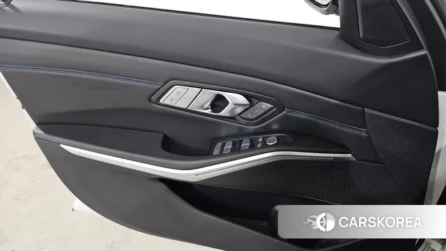 BMW 3 Series (G20) 2021 Белый из Кореи, фото 5