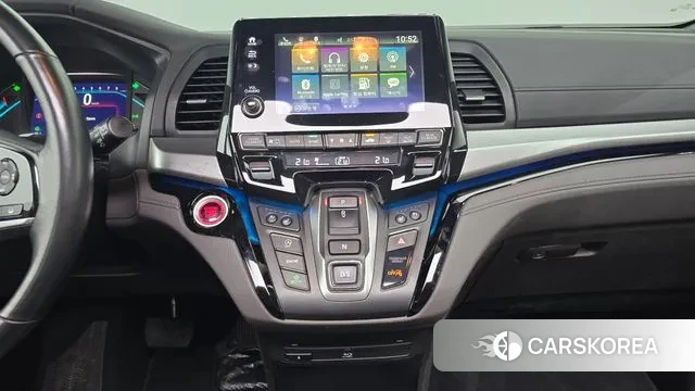 Honda Odyssey 2018 Серебряный из Кореи, фото 5